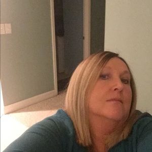 Meet your Posher, Cora